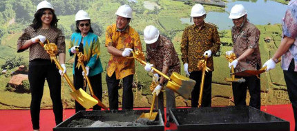 On Time, Pudjiadi Prestige Topping Off Green Palace Residence